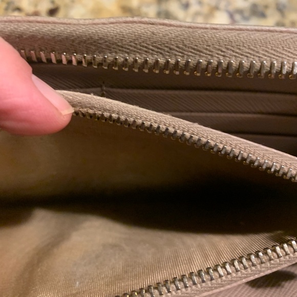 PRADA Large Fiocco Ribbon Wallet in Pale Dusty Pink - Picture 6 of 14